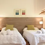 Ally's Bed&breakfast, Барселона