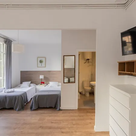 Ally's Bed&breakfast, Oda ve Kahvaltı Barselona