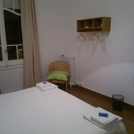 Nocleg ze śniadaniem Ally's Bed&breakfast, Barcelona