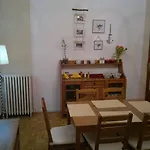 Ally's Bed&breakfast, 2*