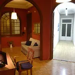 Ally's Bed&breakfast, Bed & Breakfast Barcelona