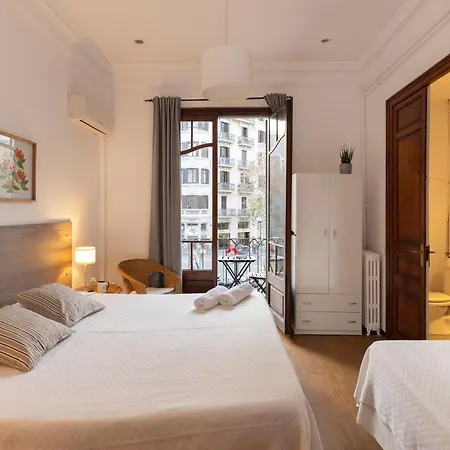 Alojamento de Acomodação e Pequeno-almoço Ally's Bed&breakfast, Barcelona