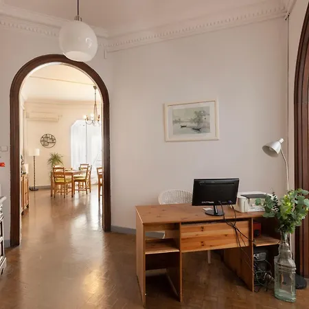 Ally's Bed&breakfast, Barcelona