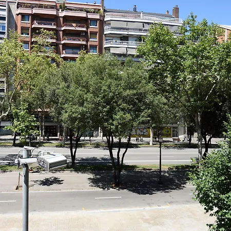 Ally's Bed&breakfast, Couette-café Barcelone