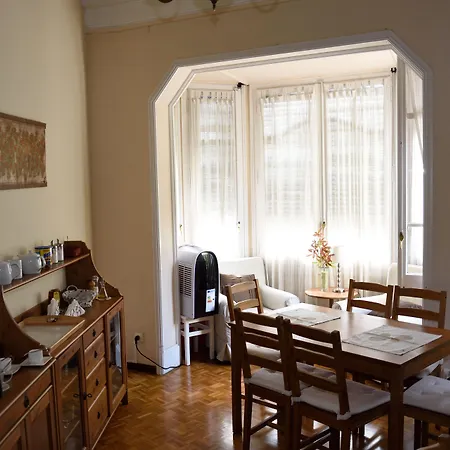 Ally's Bed&breakfast, Couette-café