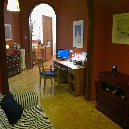 Ally's Bed&breakfast, Couette-café
