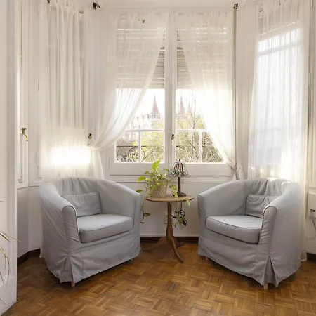 Ally's Bed&breakfast, Couette-café 2*