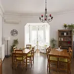 Ally's Bed&breakfast, Bed and breakfast Barcelona